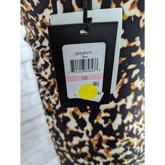 DKNY Black Animal Print Ruffle Plunge Underwire 1 Piece Swimsuit Women's Size 10 - Picture 5 of 5